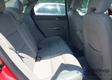 2006 Volvo S40 2.4I from USA, damaged, VIN YV1MS382262186795